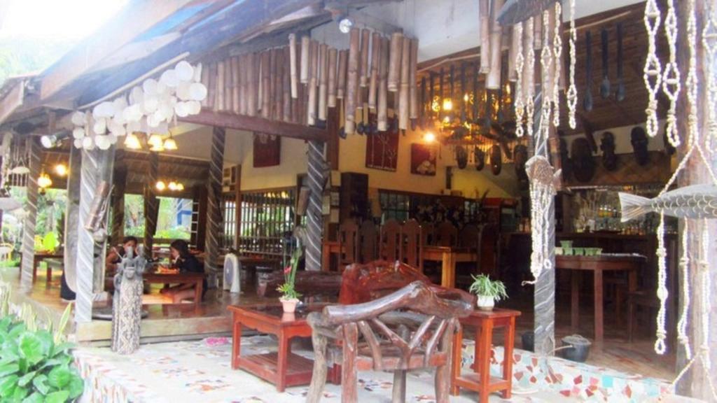 The Lotus Garden Bed and Breakfast Puerto Princesa Exterior foto