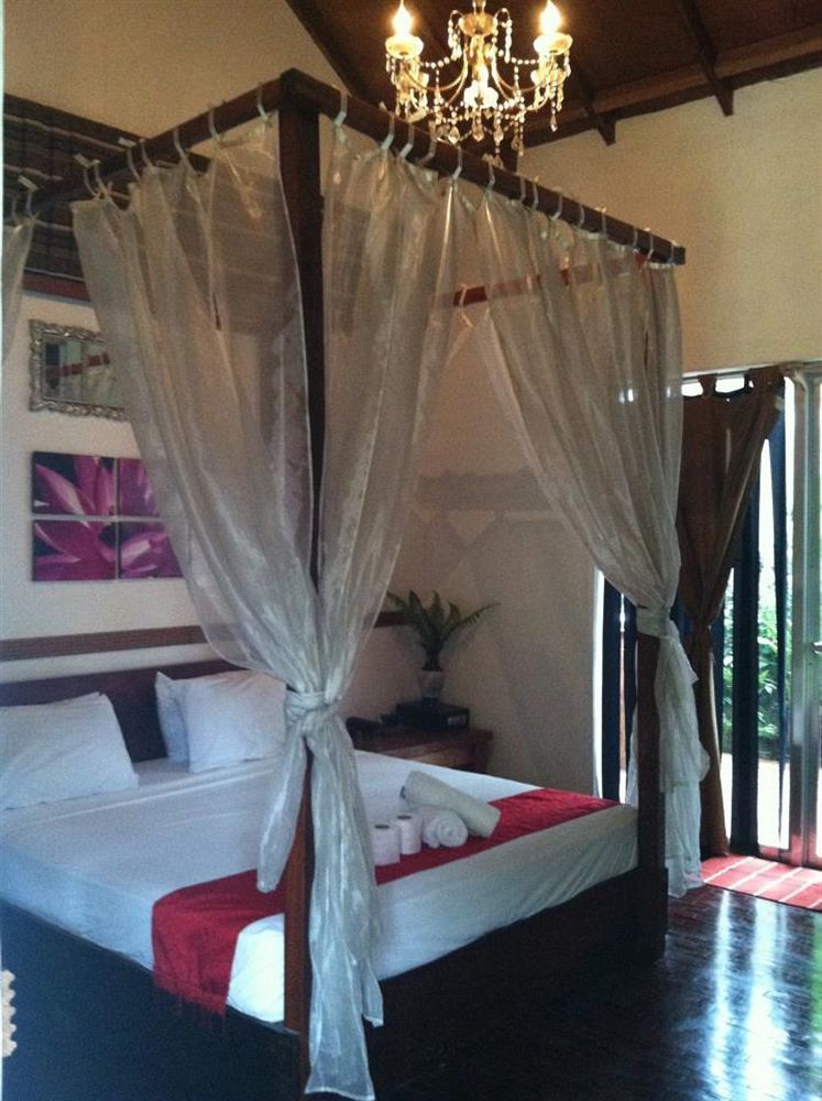 The Lotus Garden Bed and Breakfast Puerto Princesa Exterior foto