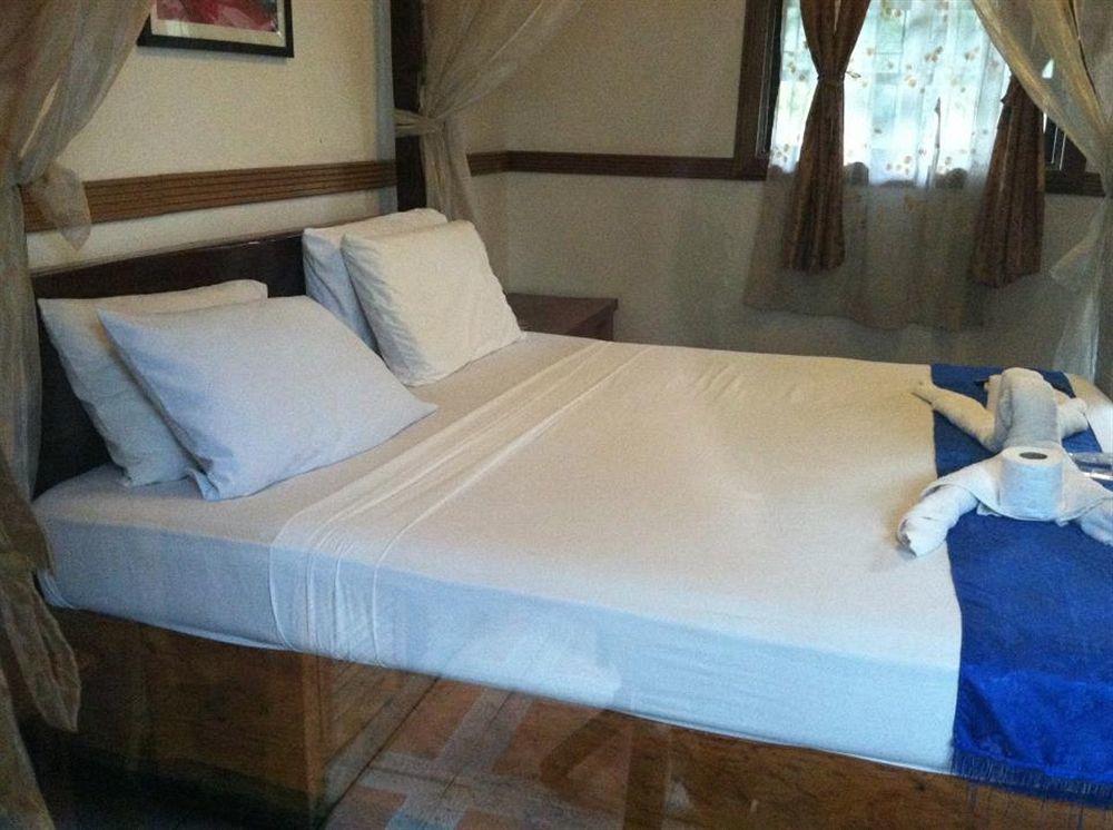 The Lotus Garden Bed and Breakfast Puerto Princesa Exterior foto