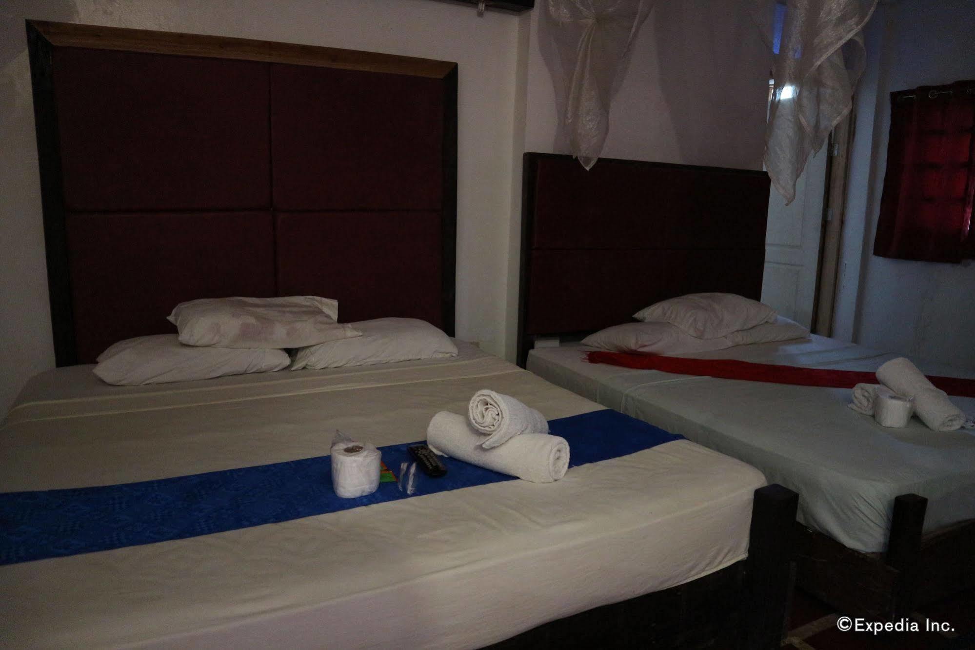 The Lotus Garden Bed and Breakfast Puerto Princesa Exterior foto
