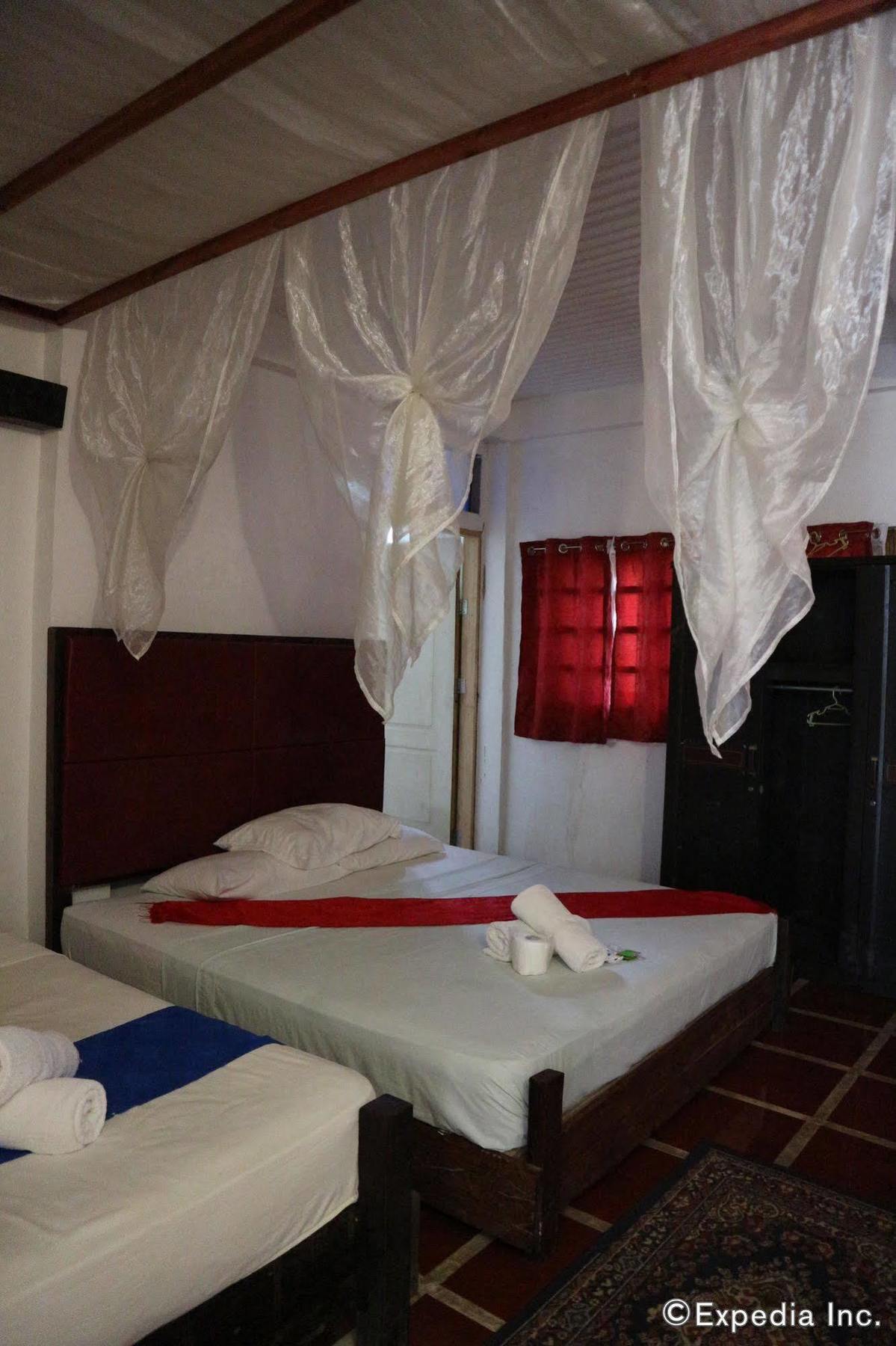 The Lotus Garden Bed and Breakfast Puerto Princesa Exterior foto